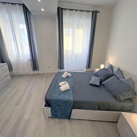 Camere In Centro Кальярі Екстер'єр фото